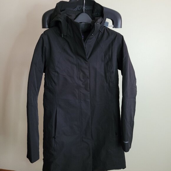 Patagonia W's Tres 3-in-1 Parka - 28409 - Black - Picture 10 of 16